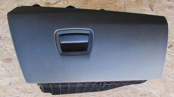 شراء بي ام دبليو 51169205976 قطع الغيار داخل الباب online manufacture