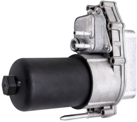LR009570 Engine Parts Oil Cooler